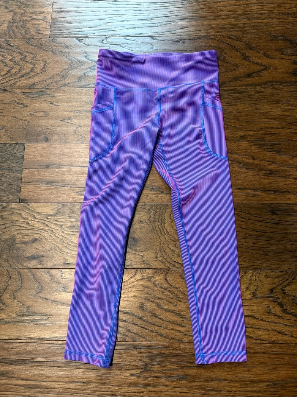 Old Navy Powersoft brand Purple & Blue Stripe Performance Leggings with Pockets